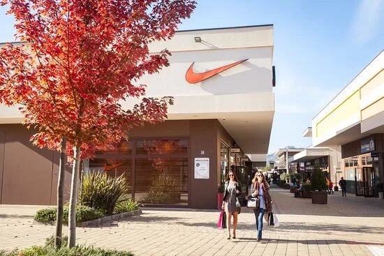 Brugnato 5Terre Outlet Village