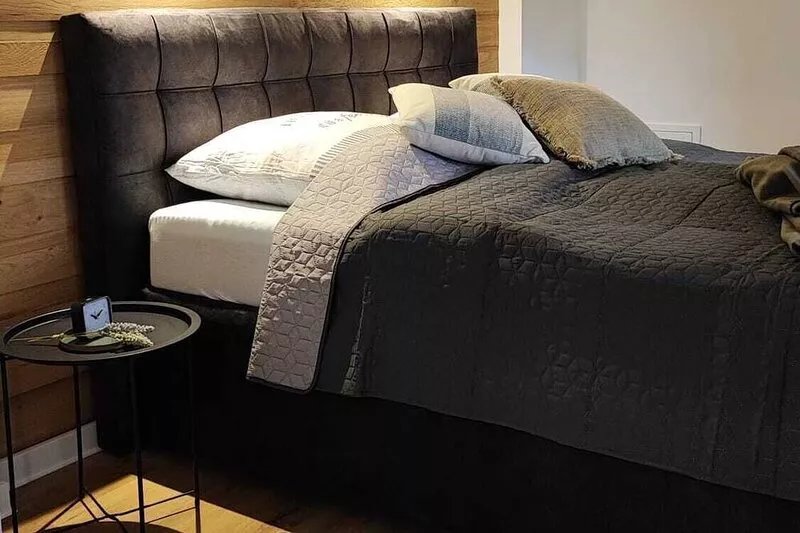 The Polly vacation home is a small, cozy townhouse