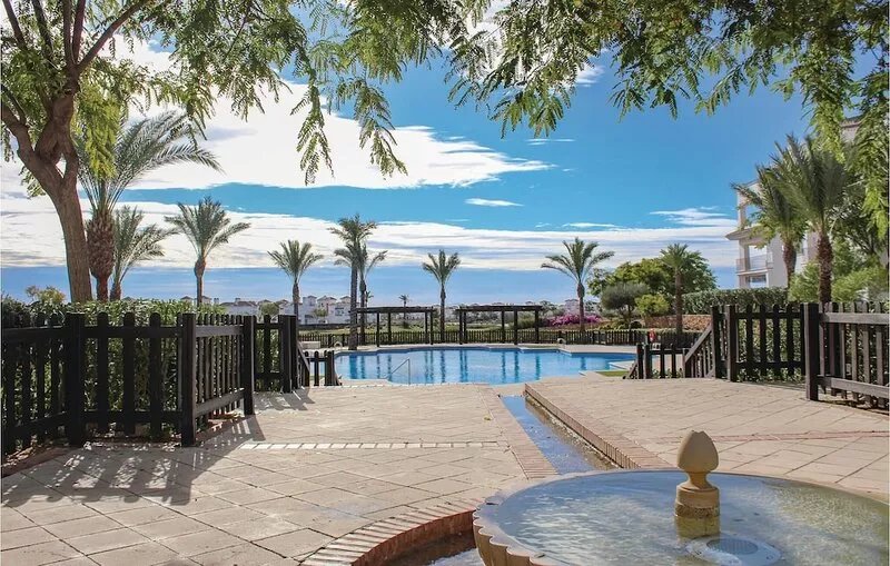 2 bedroom lovely apartment in Roldan