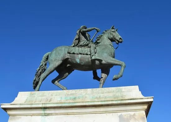 Statue Equestre de Louis XIV