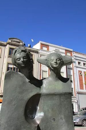 Monumento a las Infantas de Leon