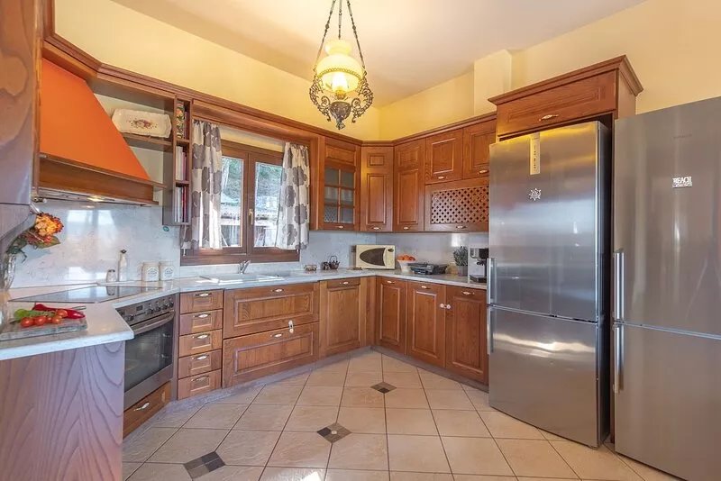Villa Savinna | Pool & Gym | close to Beach | Fantastic Views!