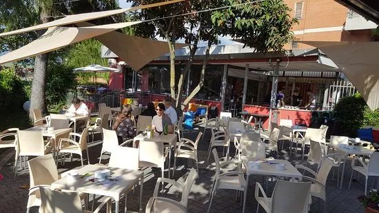 Garden Bar