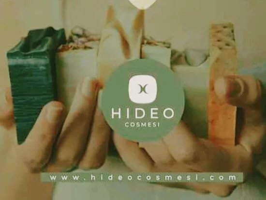 Hideo Cosmesi