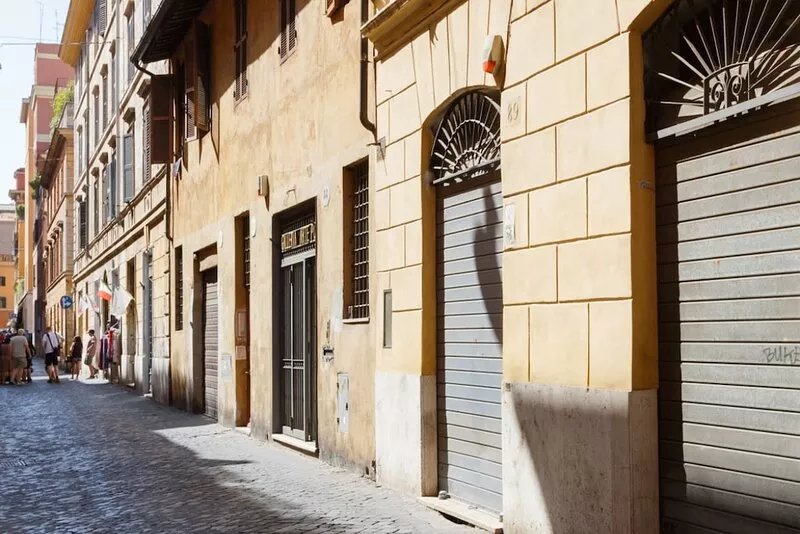 Charming Vatican Apartment in Historic Building