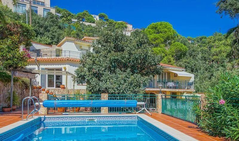 Yourhouseinspain-Petunia, 2000m2 garden, sea view, private pool protected from