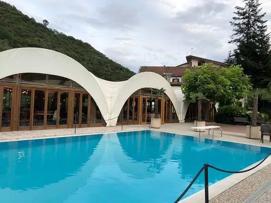 Hotel Lago Bin