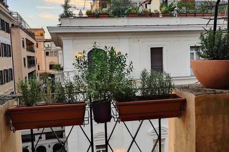 In the heart of Rome, very bright studio apartment in Piazza del Popolo