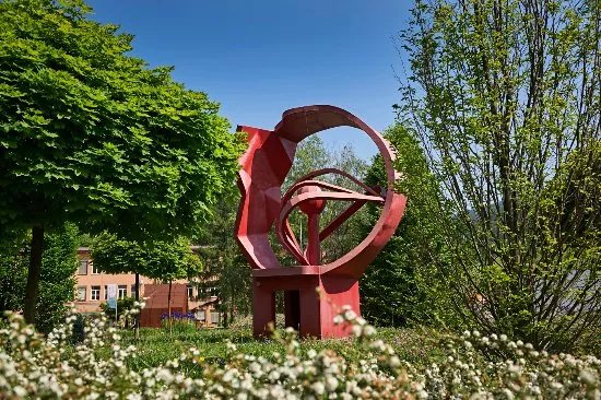 Forma viva Ravne Steel Masterpieces