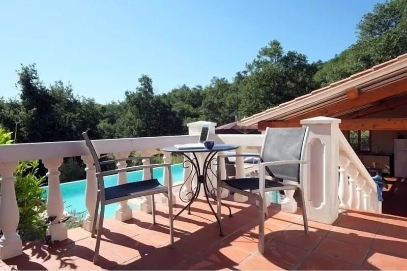 Family Villa w Private Swimming Pool & Tennis Court Near Ceret - Sleeps 6 To 12