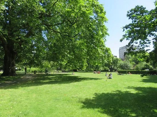Brunswick Square Gardens