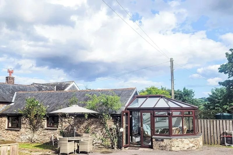 GARDEN COTTAGE - CP28