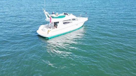 Prestige Yacht Charter
