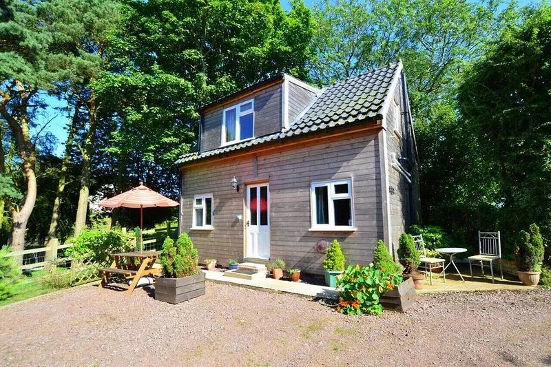 The Studio - One Bedroom House, Sleeps 2