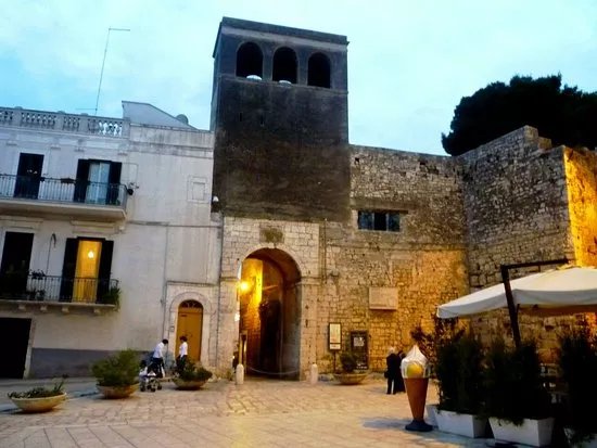 Porta Tarantina