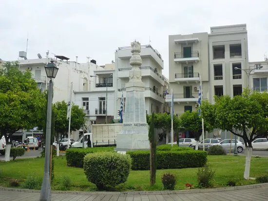 Heroes Monument