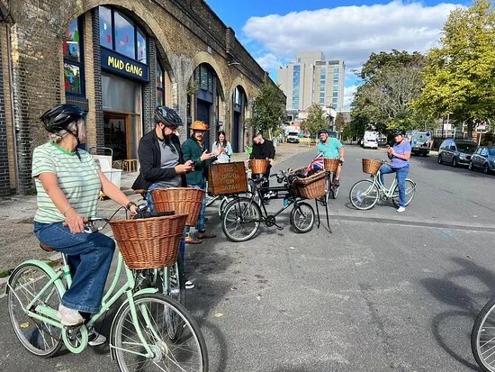 Tally Ho! London Gin Safari
