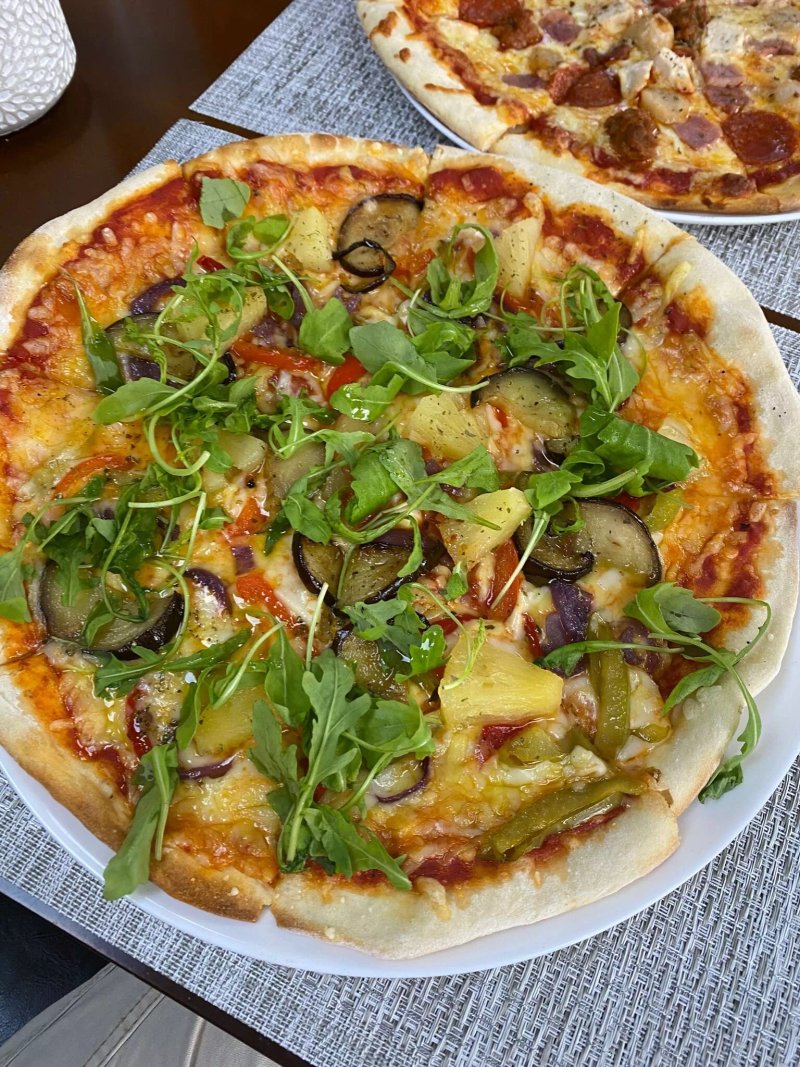The Pizza & Burger Place Winford