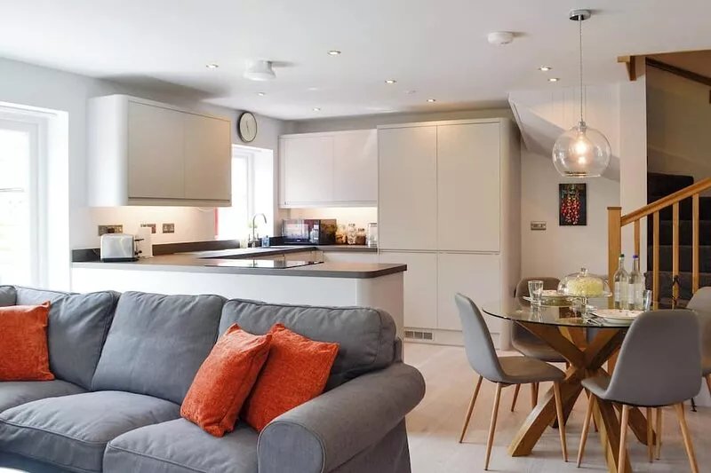 2 bedroom accommodation in Grosmont, near Abergavenny