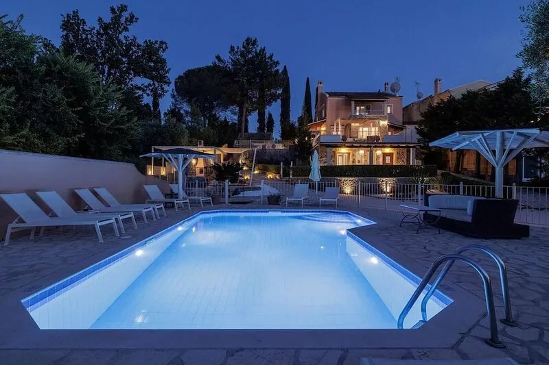 Villa St. Nicholas House, Family Friendly, Private Pool, 300m from the beach.