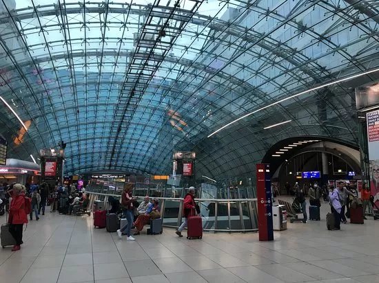 Frankfurt am Main Flughafen Fernbahnhof