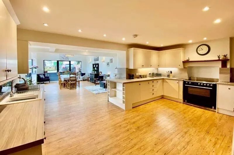 Stunning views & tonnes of space minutes from the Lake District