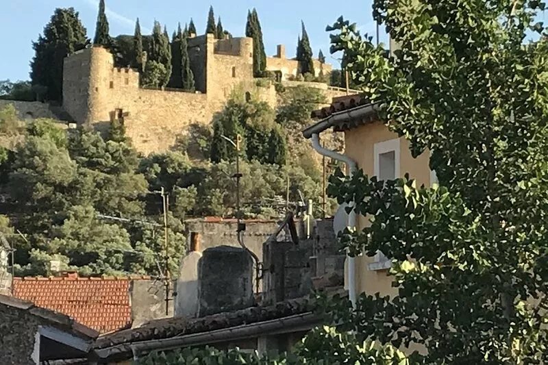 L'ESCALE Duplex center of the Village