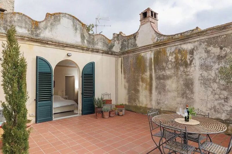 City / Village Apartment in Cortona with 1 bedrooms sleeps 4