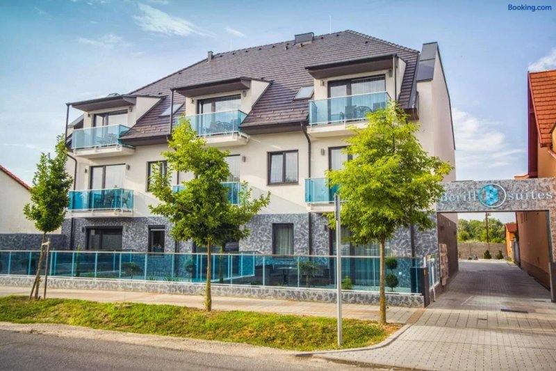 Berill Suites
