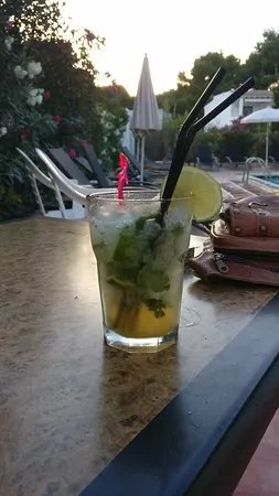 Roxy's cocktail bar