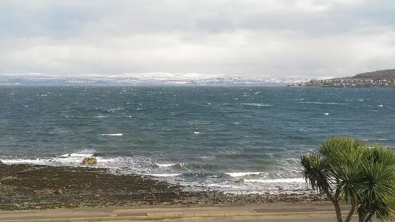 Bute House - Great Sea Views!