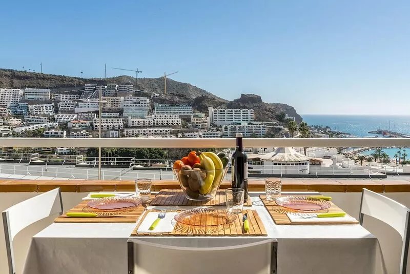 Holiday Apartment ‘Sweet Home’ with Air Conditioning, Terrace & Shared Pool