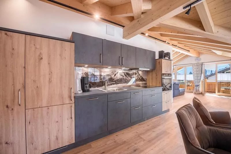 Apartment 'Susi' in new building with with "Zugspitze" View, 2 Balconies