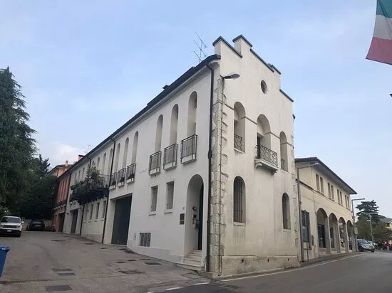Palazzo Chiaradia ( Oggi Sommacal )