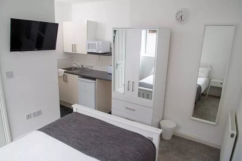 Stylish Studio Apartment Beckenham 1