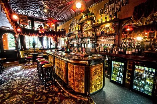 The Colonnade Bar