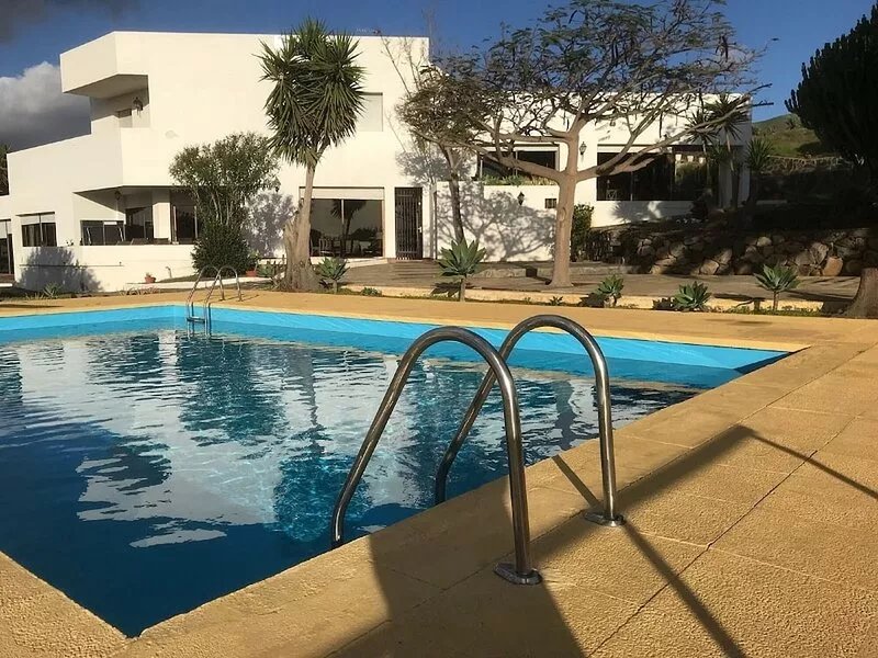 Family villa with private pool, sauna, ping pong and beautiful views of Teneri