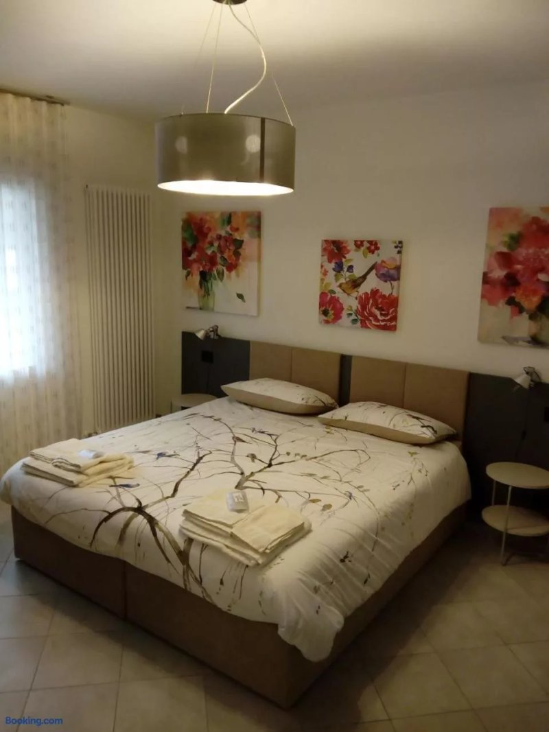 Salvia E Timo Rooms