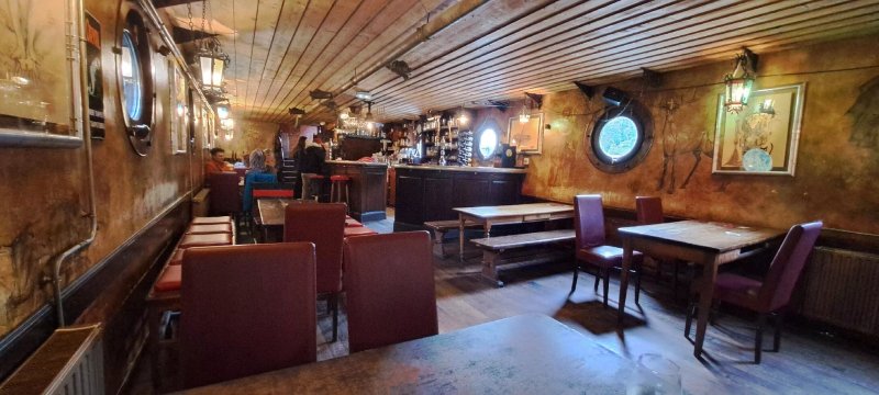 Chez Pierre A La Peniche