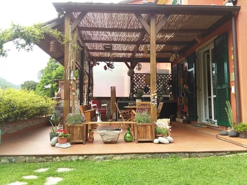 Private Residential Holiday House surrounded by nature La Spezia