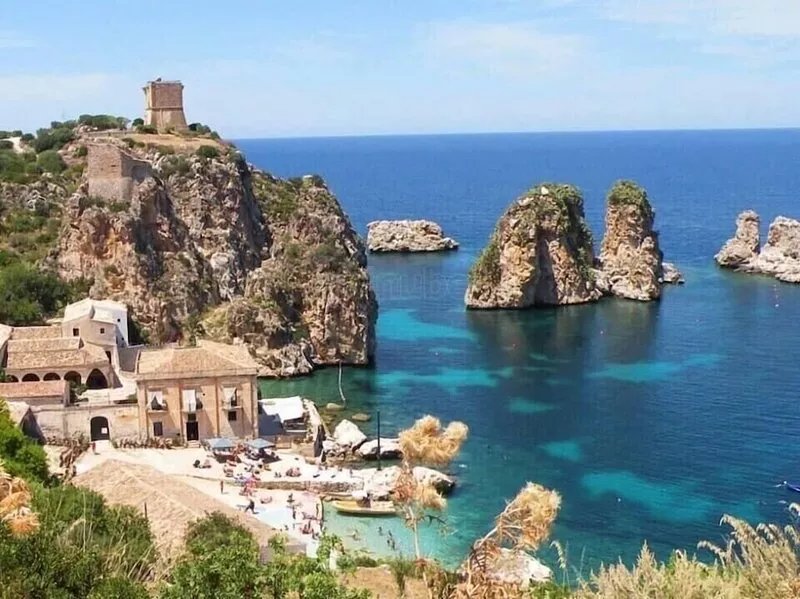 Villa Papillon - to experience a beach holiday for free.