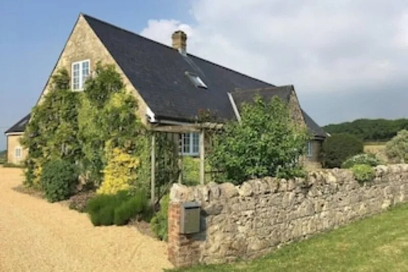 Beautifully converted stone cottage in the heart of the Isle of Wight 772