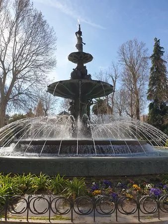 Fuente De Las Granadas