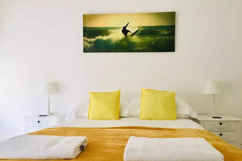 fabulous Seaview Brighton Apartment. 100m from beach , cafa’s ,bars, restaurants