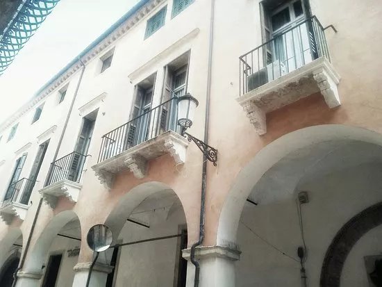 Palazzo Orsato Giusti del Giardino