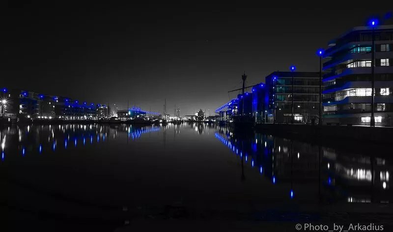 Apartment directly on the Geeste, in the center of Bremerhaven. Brand new 2017