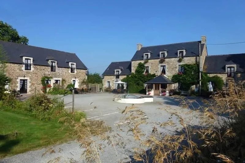 La Grande Maison,former farmhouse of La Lohuas