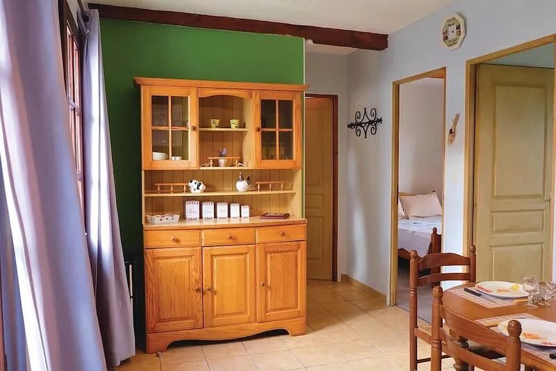 1 bedroom beautiful home in Hames-Boucres
