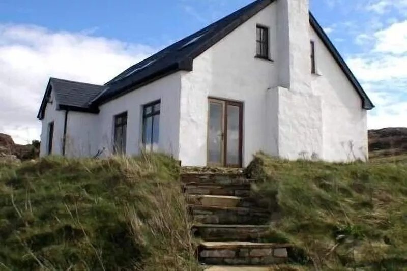 Traditional luxury cottage, panoramic sea and mountain views Dunfanaghy