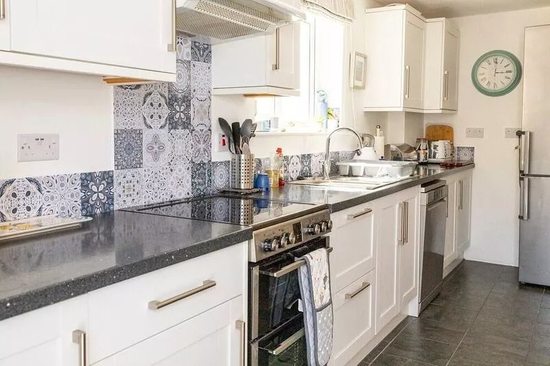 A cosy cottage full of character, comfort & style.
